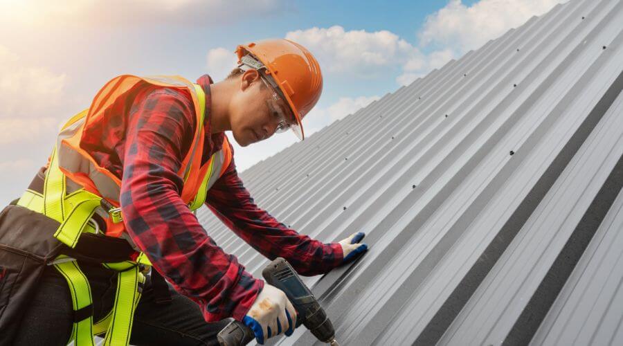 Professional gutter cleaning in The Plains, OH